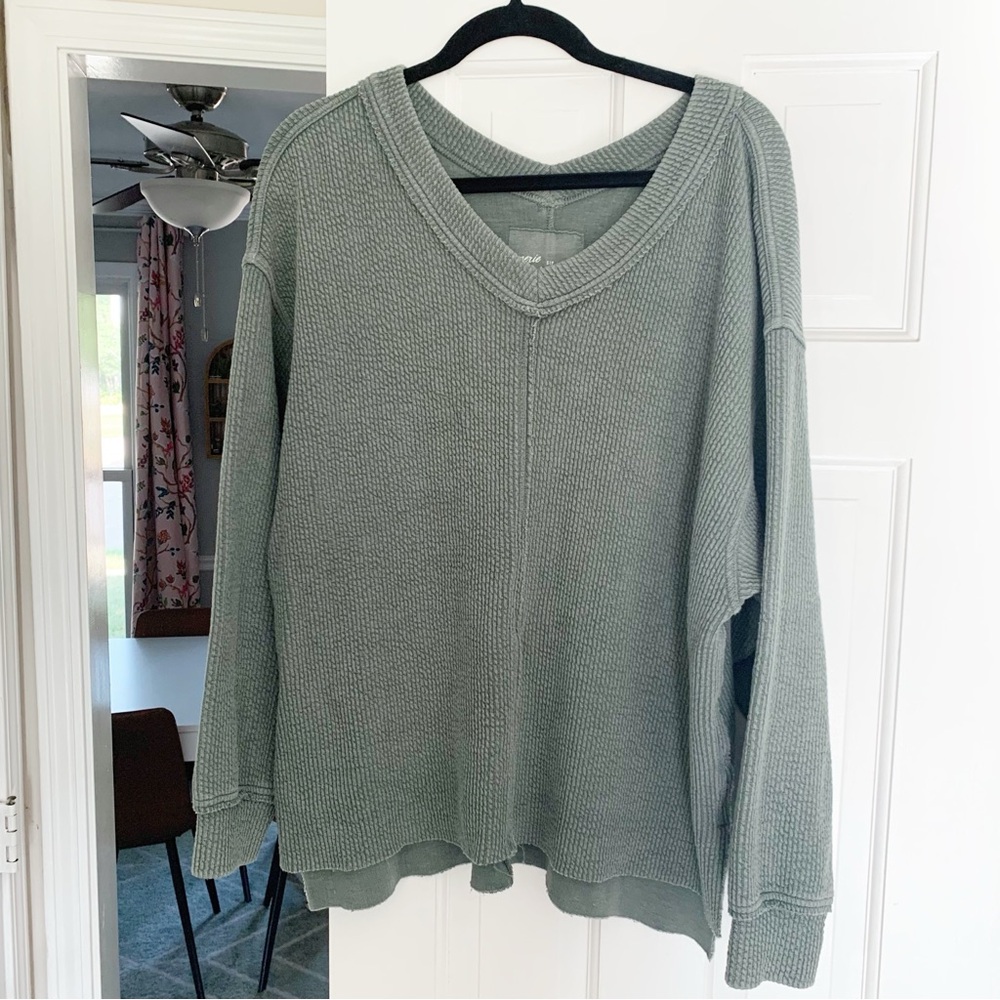 Aerie Wonder Texture V-Neck sweater - Picture 2 of 8